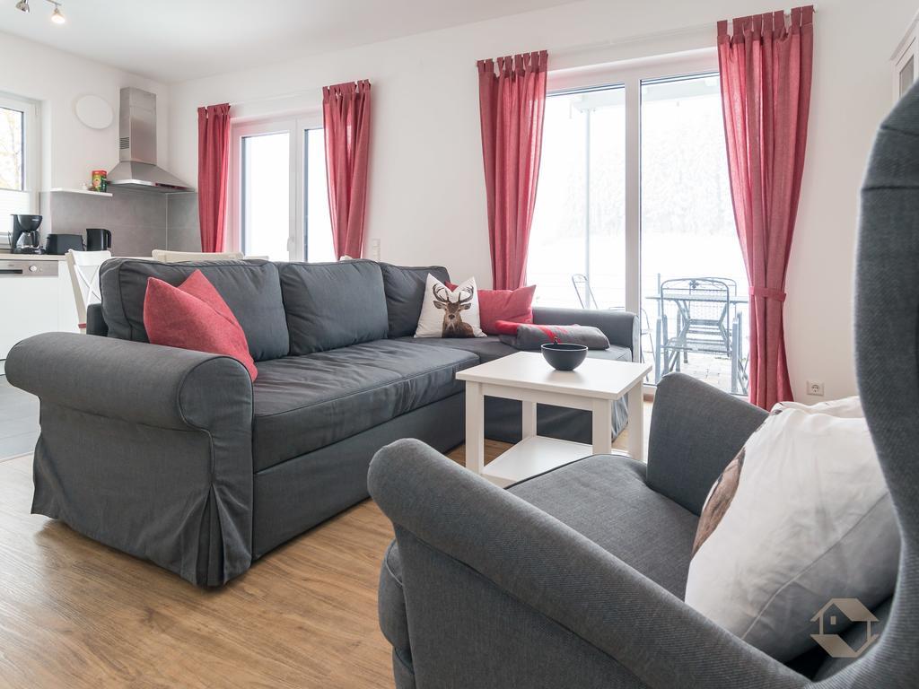 Kuckucksnest Apartment Unterkirnach Ruang foto