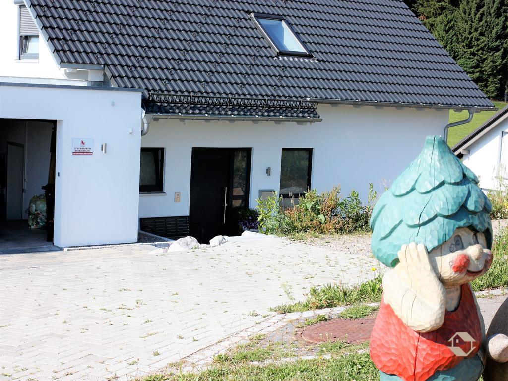 Kuckucksnest Apartment Unterkirnach Ruang foto